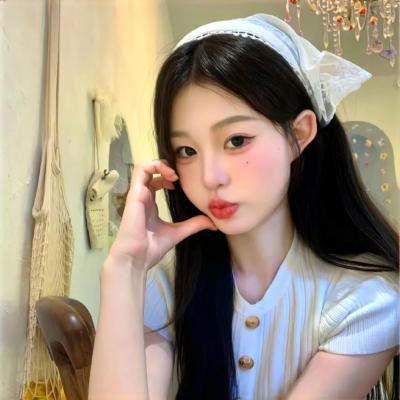 铁窗艳侣